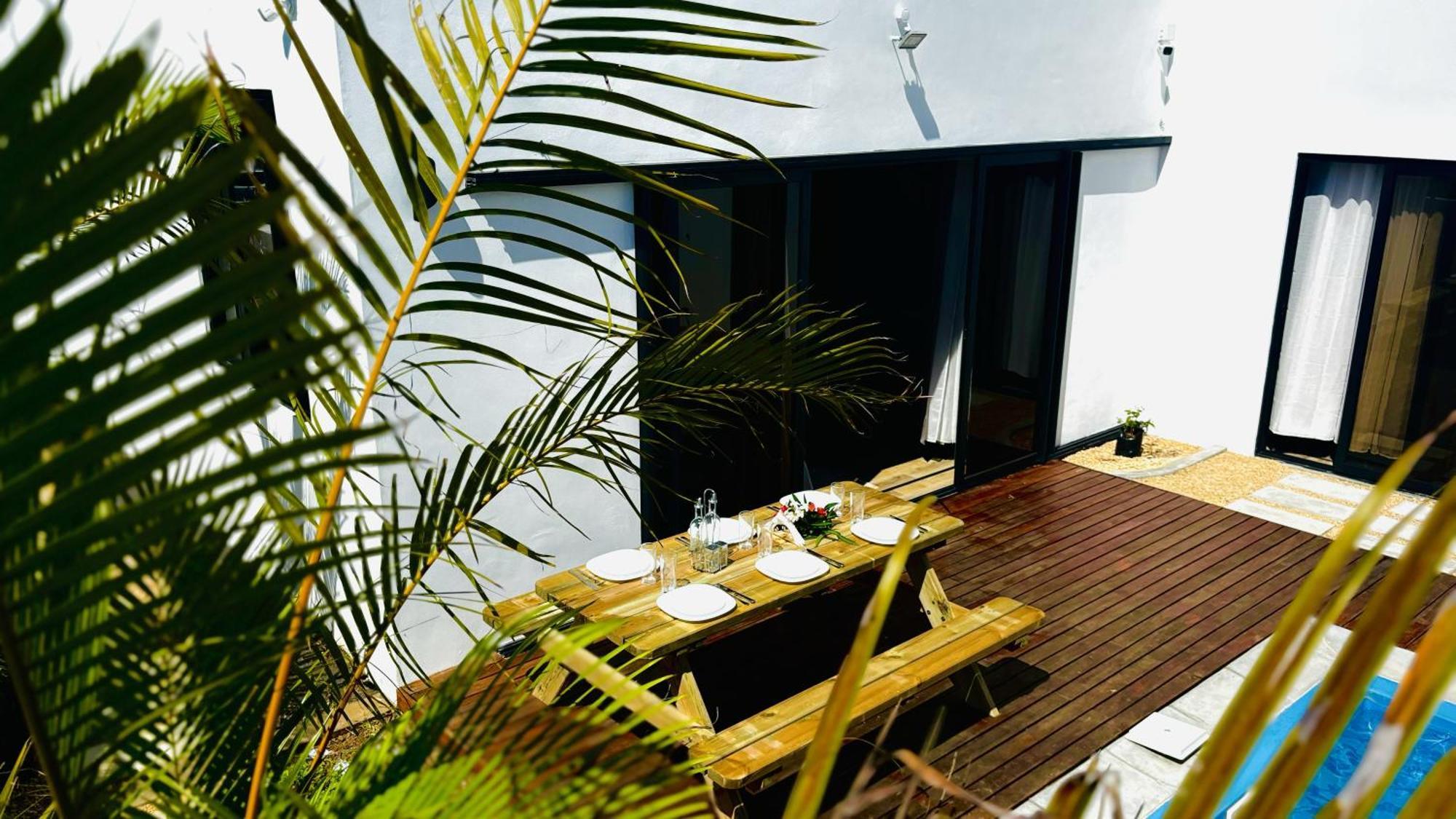 Villa Aelia - 3 Chambres - Piscine Privee. Flic en Flac Exterior photo