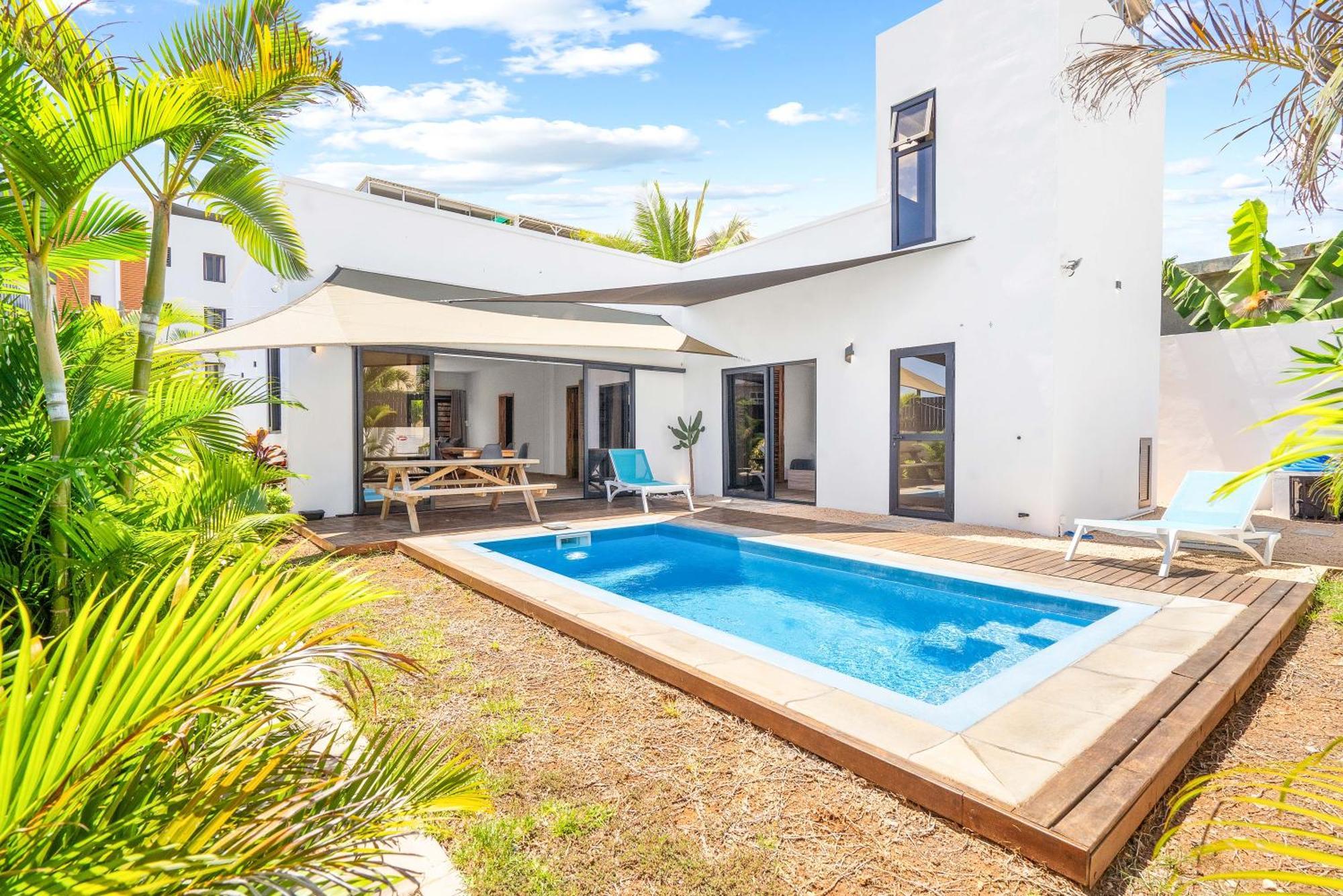 Villa Aelia - 3 Chambres - Piscine Privee. Flic en Flac Exterior photo